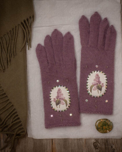 anu kaelussoo – ANU KAELUSSOO / BLOEM KALEVI gloves LILAC
