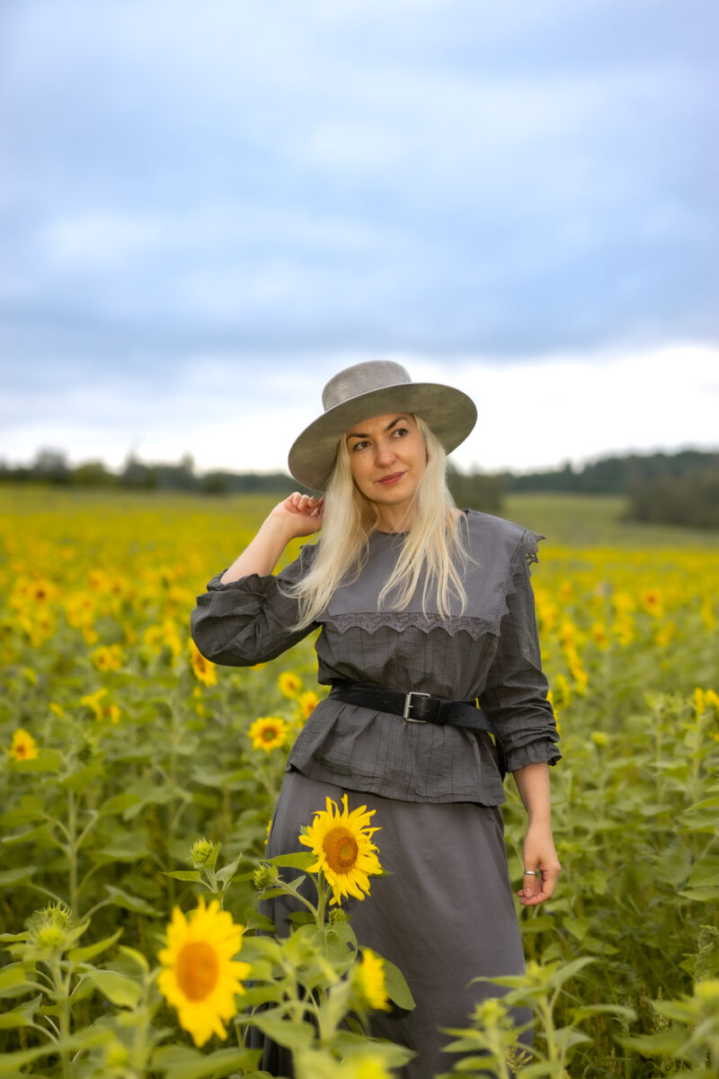 Ewa i Walla Edit blouse with Anni leather belt