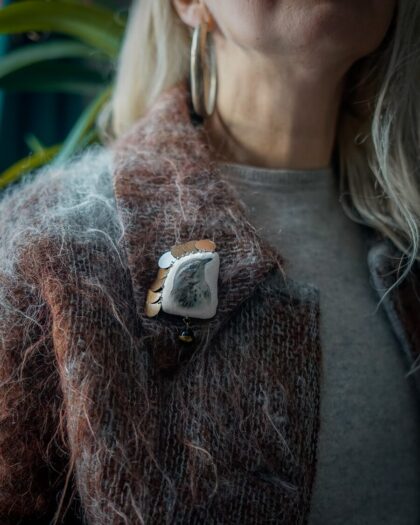 Anu Kaelussoo SEDGE WARBLER brooch